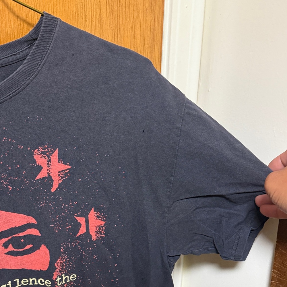 Rage Against The Machine 08 Concert Tee - Picture 3 of 6